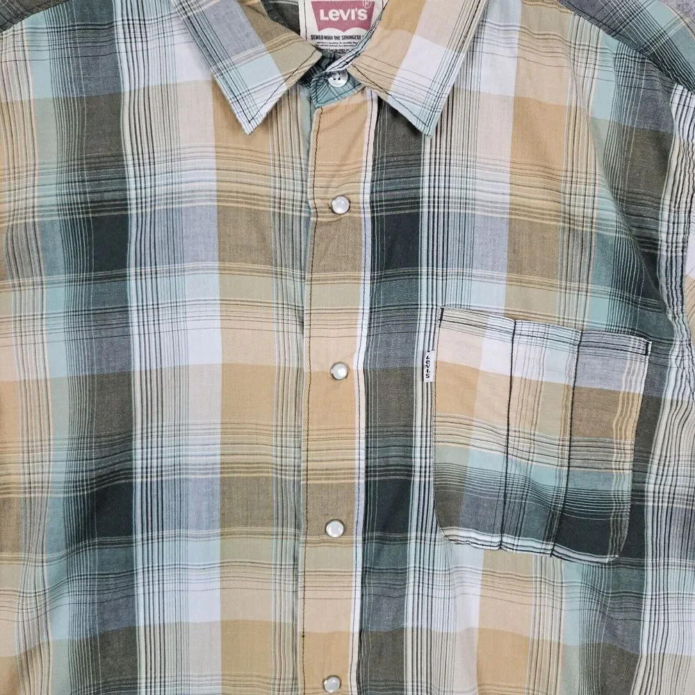 Levi's Green & Yellow Plaid‎ Pearl Snap Shirt Size Large Short Sleeves White Tab